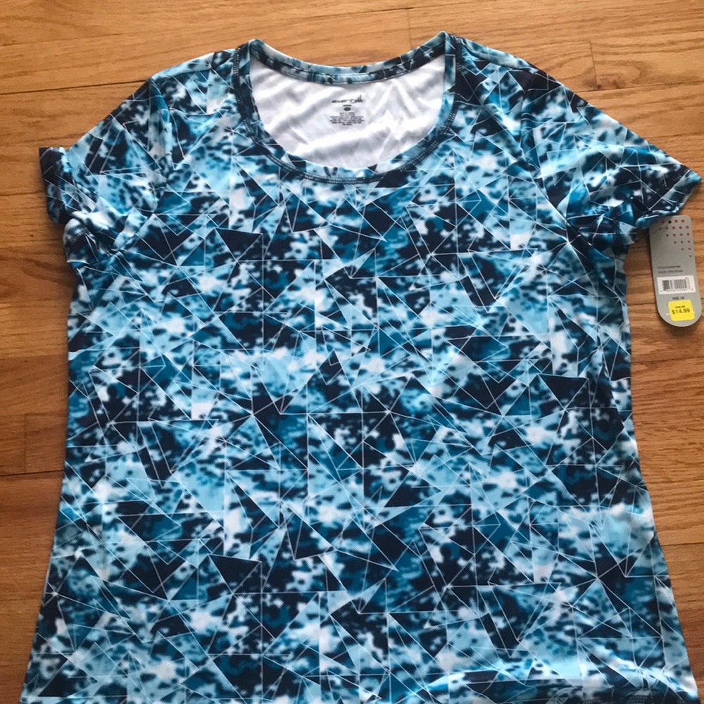 Exertek Workout Tee. Geometric Print. 1x